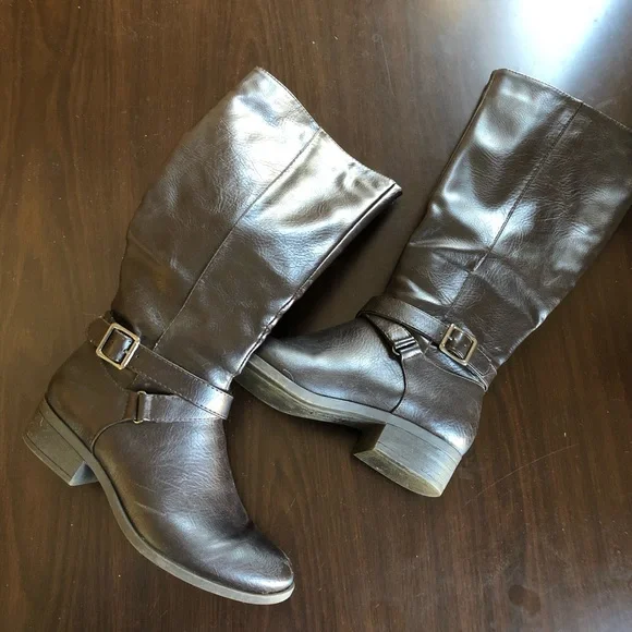 Kohl’s Brown knee-high faux leather boots - Picture 13 of 16